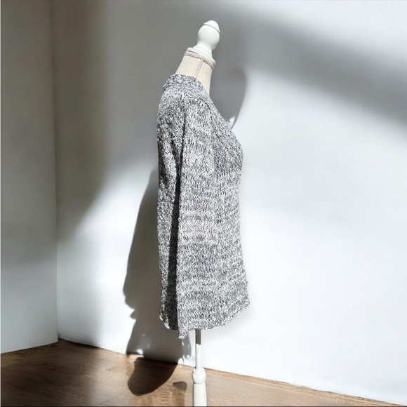 🌻Willow Black & White Heathered Heavy Weight Knit Sweater Size Small - Picture 4 of 8